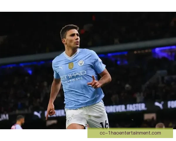 2025金球奖得主罗德里伤愈复出曼城训练备战新赛季