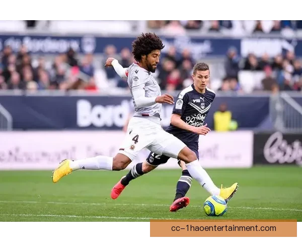 丹特四十岁仍是尼斯防线核心力量展现老将不老传奇